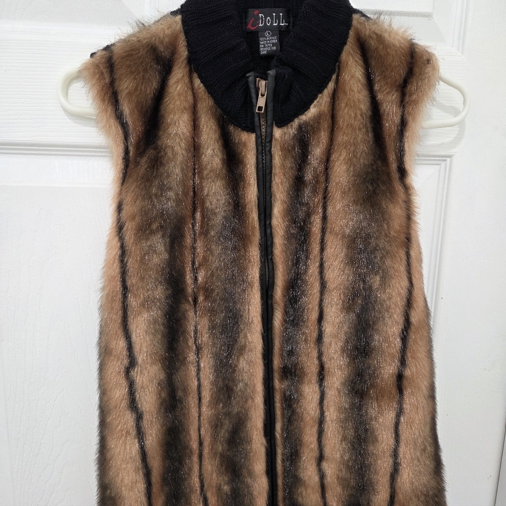 i Doll Brown Faux Fur Vest with Black Trim Sz Large - Picture 4 of 10